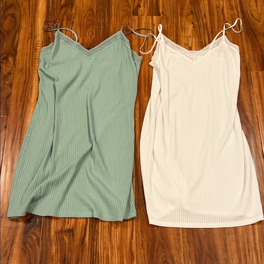 Victoria's Secret Green and Cream Lace Chemise Set